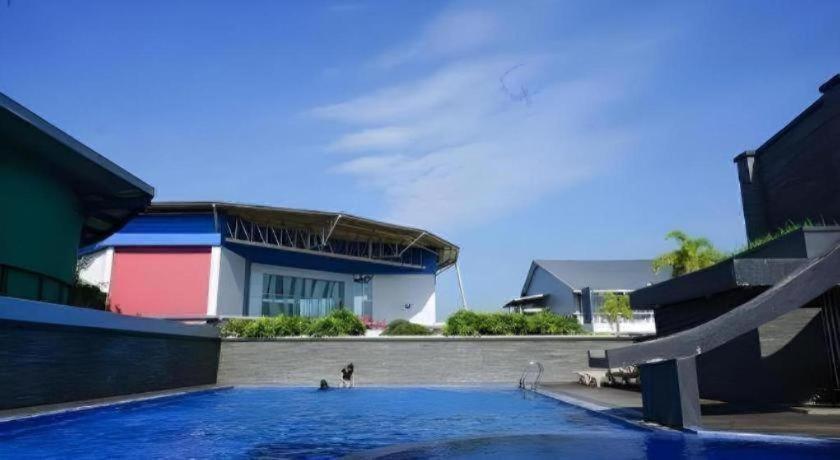Hotel Asri Plaza Asia Tasikmalaya Exterior foto